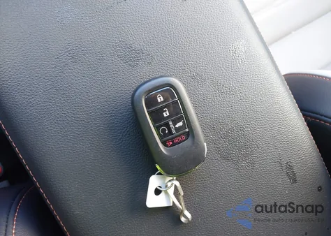 2025 Honda Cr-V Hybrid Sport Touring z USA, uszkodzony, nr VIN 5J6RS6H92SL028725